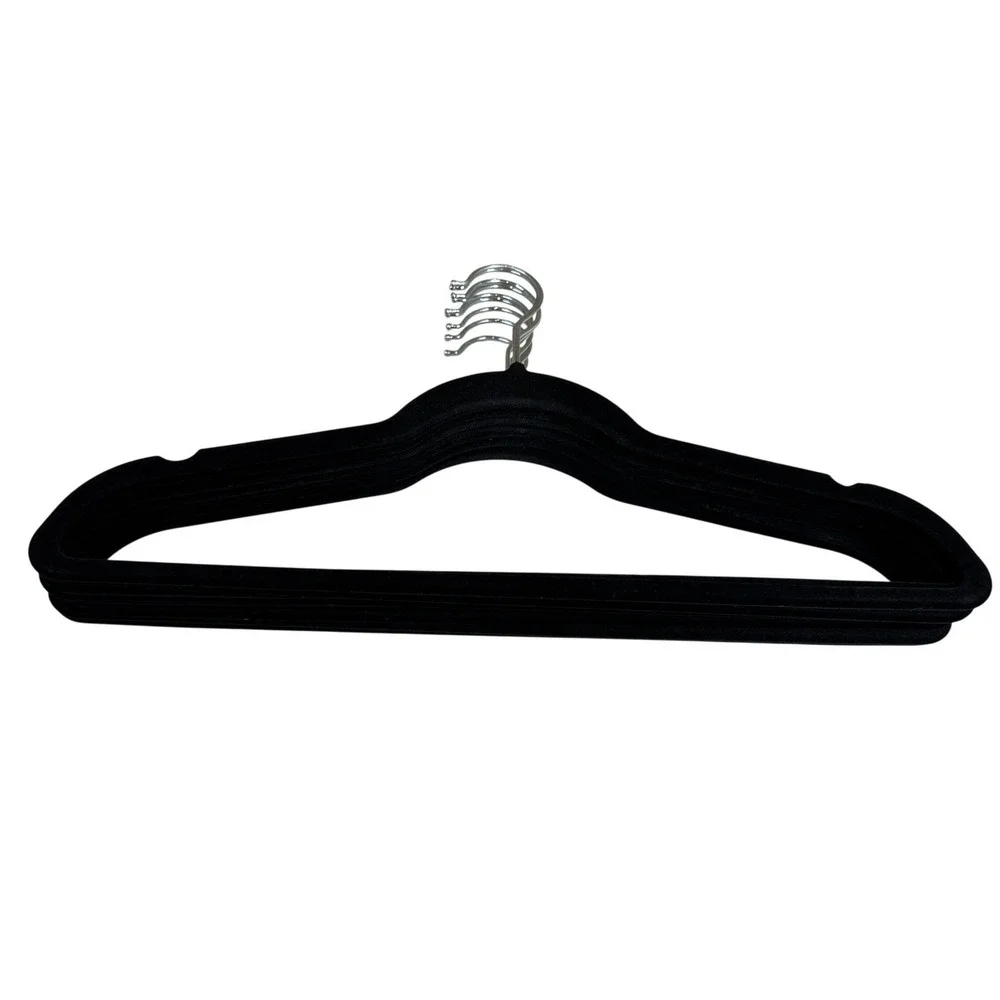 Set of 10 Black Velvet Non-Slip Clothes Hangers Chrome Swivel Hook Space Saving